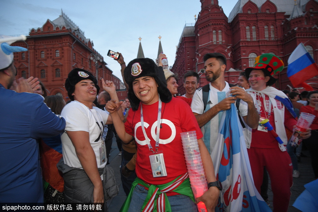 包含俄罗斯大获全胜,轻松晋级下一轮的词条 包含俄罗斯大获全胜,轻松晋级下一轮的词条
