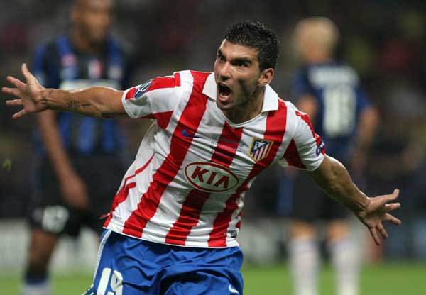 国际米兰逆转西班牙，阿奎罗关键制胜的简单介绍