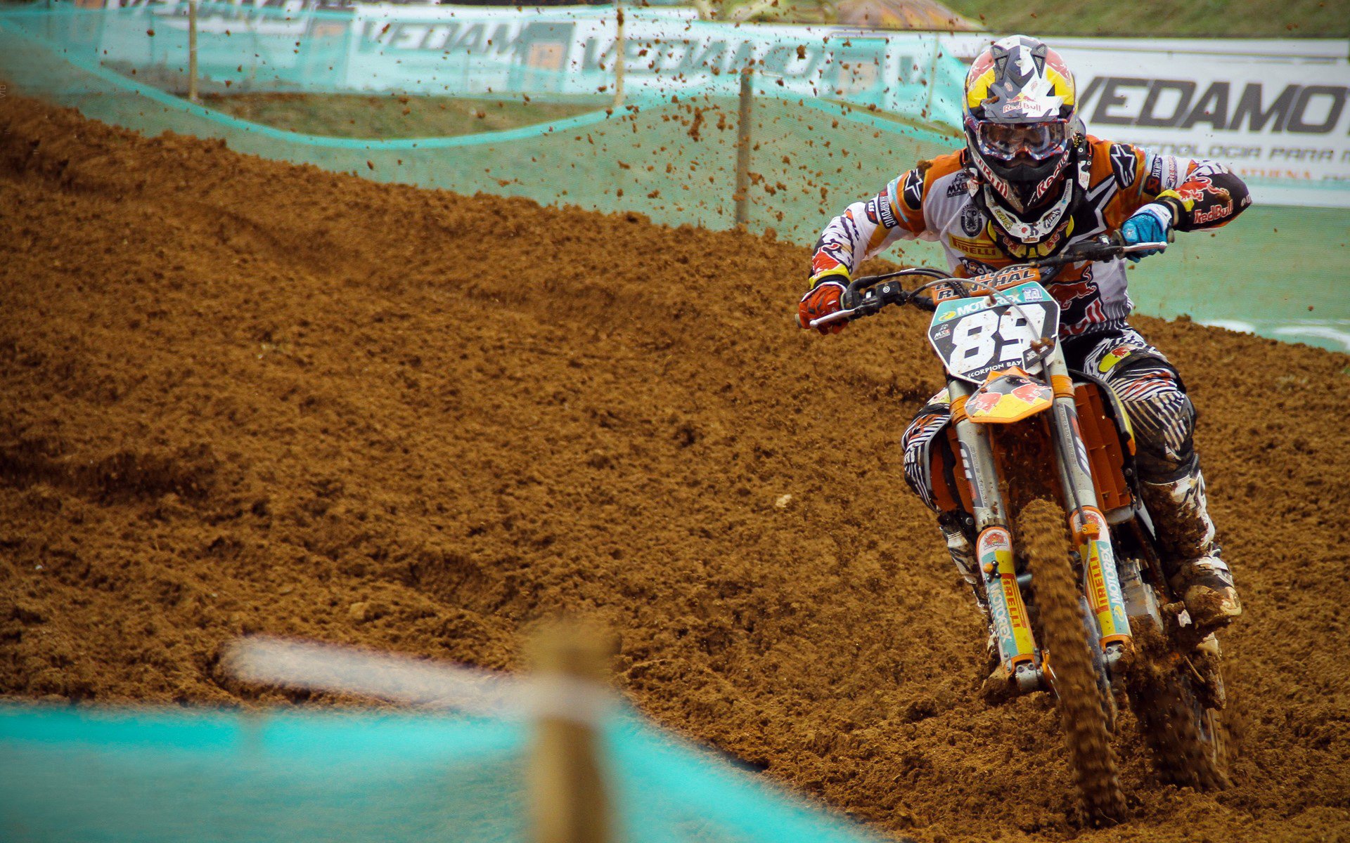 克莱式爆发！广东队决胜局勇士精神带走灰熊